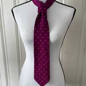Brooks Brothers Tie in Burgundy with White